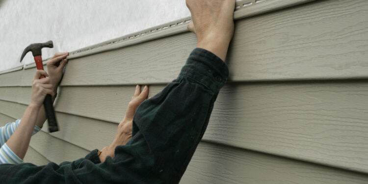 Siding roofing advantage contracting contractors